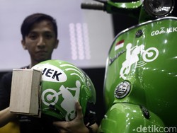 Masa Depan Ekonomi Digital dan Sensasi GO-JEK Masa Depan Ekonomi Digital dan Sensasi GO-JEK