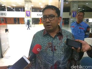 Tanggapi Kritik Panglima TNI, Fadli Zon: Ada Musyawarah di DPR Tanggapi Kritik Panglima TNI, Fadli Zon: Ada Musyawarah di DPR