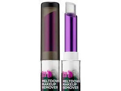 5 Produk Kecantikan Berbentuk Stik yang Praktis untuk Wanita Dinamis