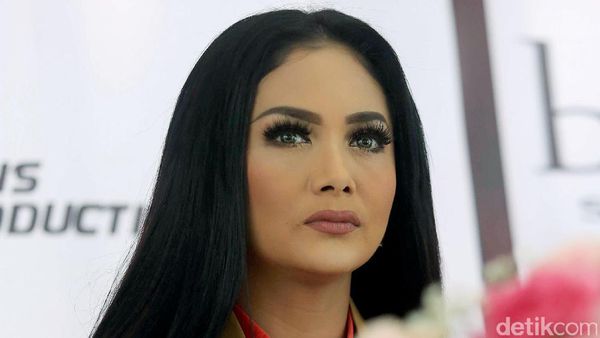 Krisdayanti Makin Cantik Aja