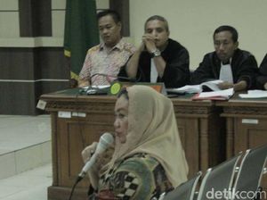 Bupati Klaten Nonaktif Akui Suap Jabatan Tradisi dari Kepala Daerah Sebelumnya