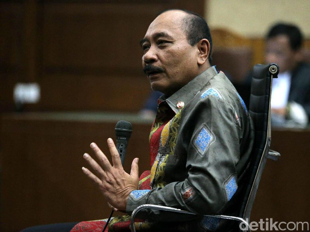 KPK Tunda Pemeriksaan Kabakamla di Puspom TNI KPK Tunda Pemeriksaan Kabakamla di Puspom TNI