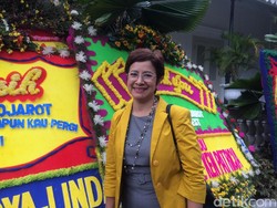 Politikus Golkar Nurul Arifin Temui Ahok di Balai Kota