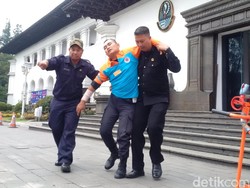 Simulasi Gempa, Gedung Sate Terbakar dan Pegawai Selamatkan Diri