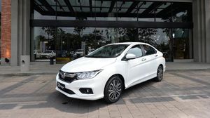 Maret 2017 Mazda dan Honda Pamer Model Baru