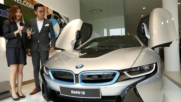 BMW Resmikan Dealer BMW i Pertama di Indonesia