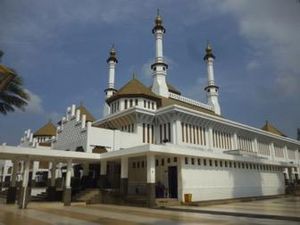 Kemenpar Gali Potensi Wisata Religi Lewat Zikir Akbar