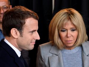 Capres Prancis Favorit Ini Nikahi Gurunya yang Beda Usia 25 Tahun