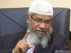 Setuju Zakir Naik Diusir, Politikus Malaysia Tawarkan Tiket Pesawat ke India