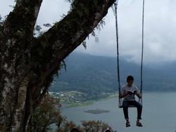 Sudah Tahu, Danau di Buleleng Bali Ini Cantik Banget!