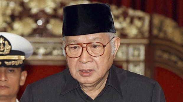 Ketika Soeharto 'Alergi' dengan Islam dan 'Insya Allah' (EBG)