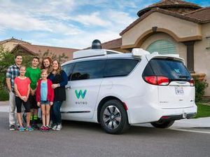 Teror ke Mobil Otonom Google, Dilempar Batu Sampai Ditodong Pistol