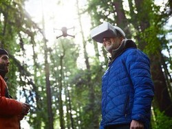 DJI Goggles, Headset Canggih Pengontrol Drone