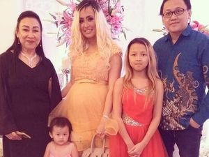 Selamat, Pinkan Mambo Hamil Lagi