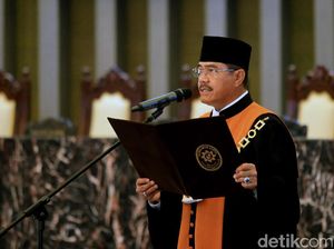 Akhiri Drama Hukum, MA Larang Tersangka Buron Ajukan Praperadilan Akhiri Drama Hukum, MA Larang Tersangka Buron Ajukan Praperadilan