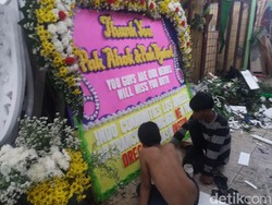 Pedagang Bunga Rawa Belong Tepis Isu soal Karangan Bunga Ahok