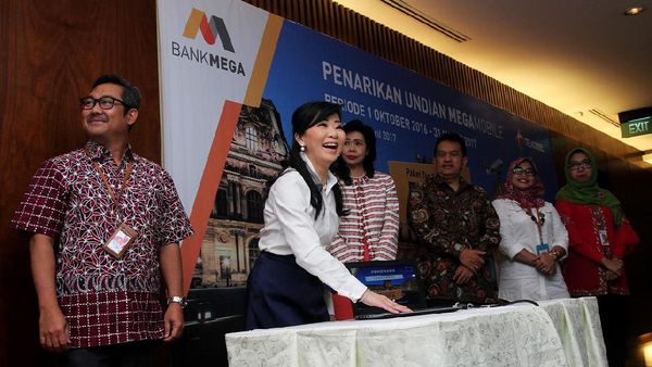 Gelar Undian Berhadiah, Bank Mega dan Telkomsel Manjakan Nasabah