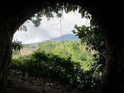 Destinasi Berselimut Misteri di Lobang Jepang Bukittinggi