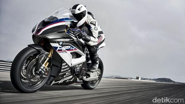 Si Ganas Superbike BMW HP4 Race