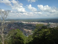Simsalabim! Ada Bukit Sulap di Lubuklinggau