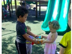 Kisah Viral Ibu Tak Bolehkan Anaknya Berbagi dan Tuai Pro Kontra