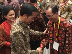 Dipuji Jokowi, Wali Kota Palembang Semangat Giatkan Gotong-Royong