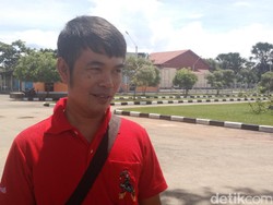 Sukses Dagang Martabak, Subeki Ajak WNI Bisnis di Timor Leste