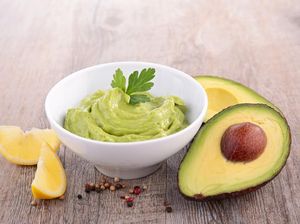 Bosan Selai Buah? Bikin Saja Avocado Mayo untuk Olesan Roti Bosan Selai Buah? Bikin Saja Avocado Mayo untuk Olesan Roti