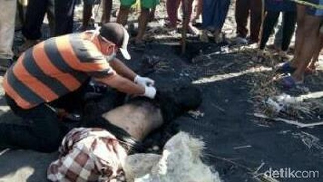 Mayat Pria di Pantai Jember Ternyata Siswa SMK Lumajang Mayat Pria di Pantai Jember Ternyata Siswa SMK Lumajang