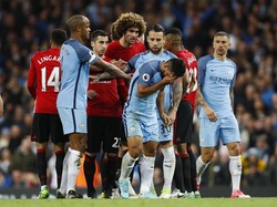 Soal Kartu Merah Fellaini, Mourinho: Aguero Memang Cerdik dan Berpengalaman