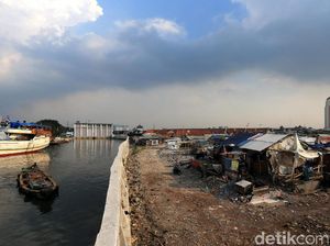 Ahok ke Warga Kampung Akuarium: Tunggu Anies Kalau Mau Bangun Rumah