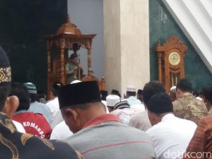 Contoh Khotbah Salat Jumat tentang Idul Adha dan Kurban Contoh Khotbah Salat Jumat tentang Idul Adha dan Kurban