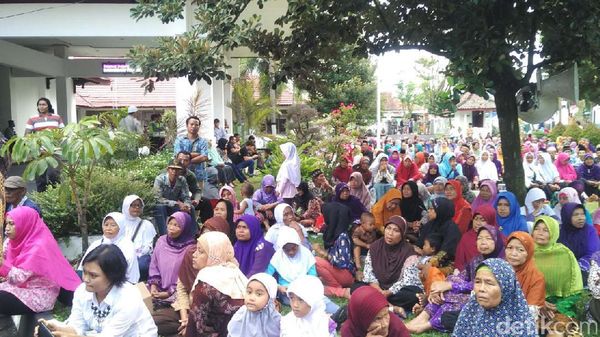 Tak Puas Kinerja Bupati, Warga Bantul Mengadu ke DPRD