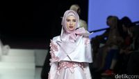 Foto: Koleksi Busana Muslim Kursein Karzai