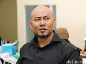 Disomasi Gegara Podcast Orang Gila Bebas COVID, Deddy Corbuzier Minta Maaf Disomasi Gegara Podcast Orang Gila Bebas COVID, Deddy Corbuzier Minta Maaf