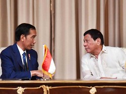 Jokowi Bertemu Duterte, Jalur Kapal RI-Filipina Bakal Dibuka