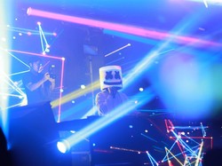 Penuh Kejutan, Marshmello Panaskan Jakarta