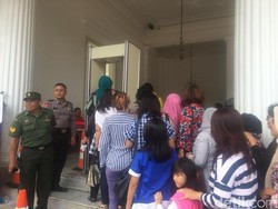 Pemprov Terapkan Aturan Baru bagi Warga yang Mau Temui Ahok