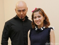 Sebut Artis Alay, Deddy Corbuzier Tegaskan Bukan Sindir Chika Jessica