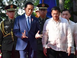 Jokowi Telepon Duterte Bahas Komitmen Perangi Terorisme