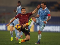 Psywar Peruzzi vs Totti Jelang Derby della Capitale