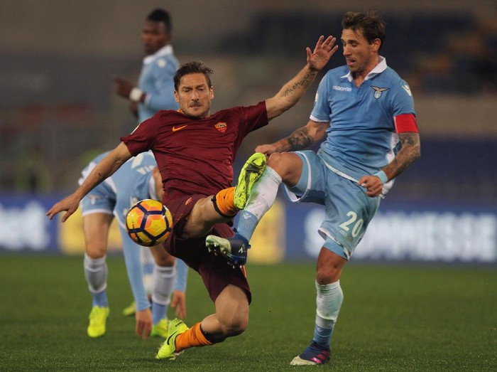 Psywar Peruzzi vs Totti Jelang Derby della Capitale