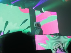 Demi Lovato Ajak Marshmello Kolaborasi di Love Dont Let Me Go