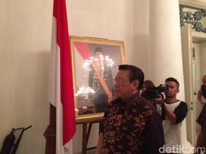 Agung Laksono Temui Ahok di Balai Kota