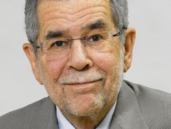 Presiden Austria Minta Maaf Karena Langgar Jam Malam Corona di Restoran