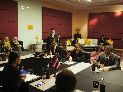 Menteri Kobkarn Siap Belajar Go Digital ke Menpar Arief Yahya