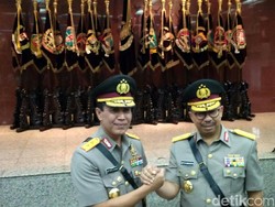 Polri Gelar Acara Pisah-Sambut Kadiv Humas