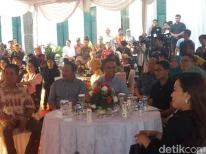 Anies Menyusul, Hadiri Pameran Foto Sylviana di Kota Tua