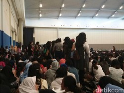 Antrean Konser BTS Kacau, Fans Marah-marah