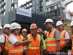 Gus Ipul Lepas Kapal Kemanusiaan Bawa 1.000 Ton Beras ke Afrika